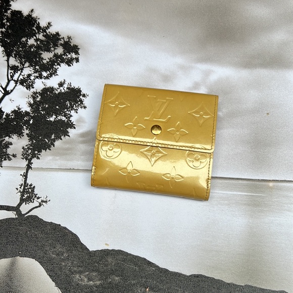 Authenticated Louis Vuitton monogram vernis wallet - LV wallet - Designer wallet - Picture 6 of 17